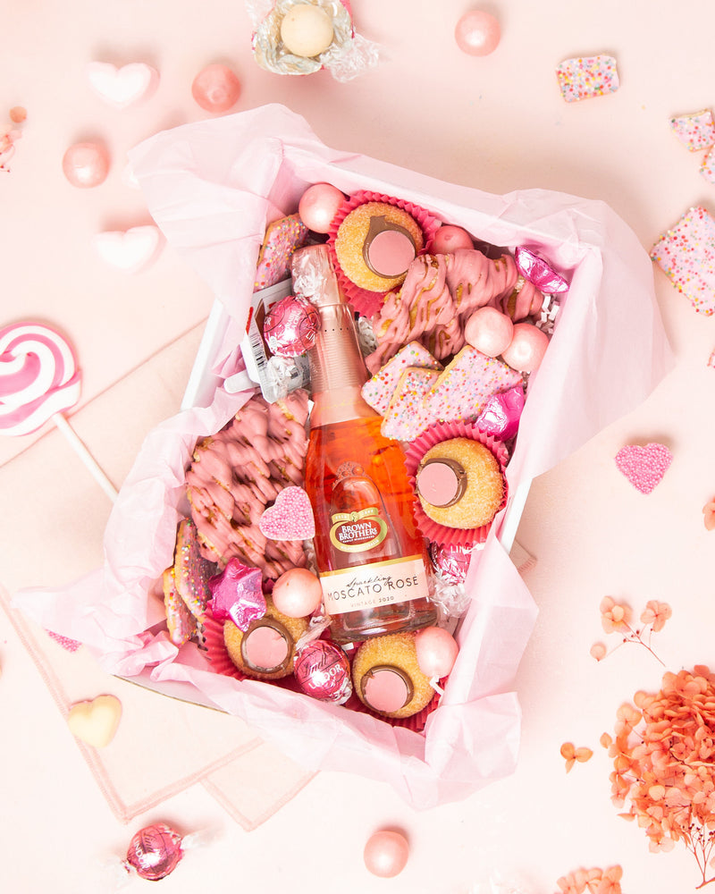 The Pink Mini Dessert Box