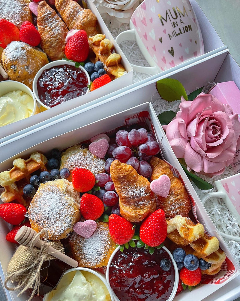 Mum’s Breakfast Box